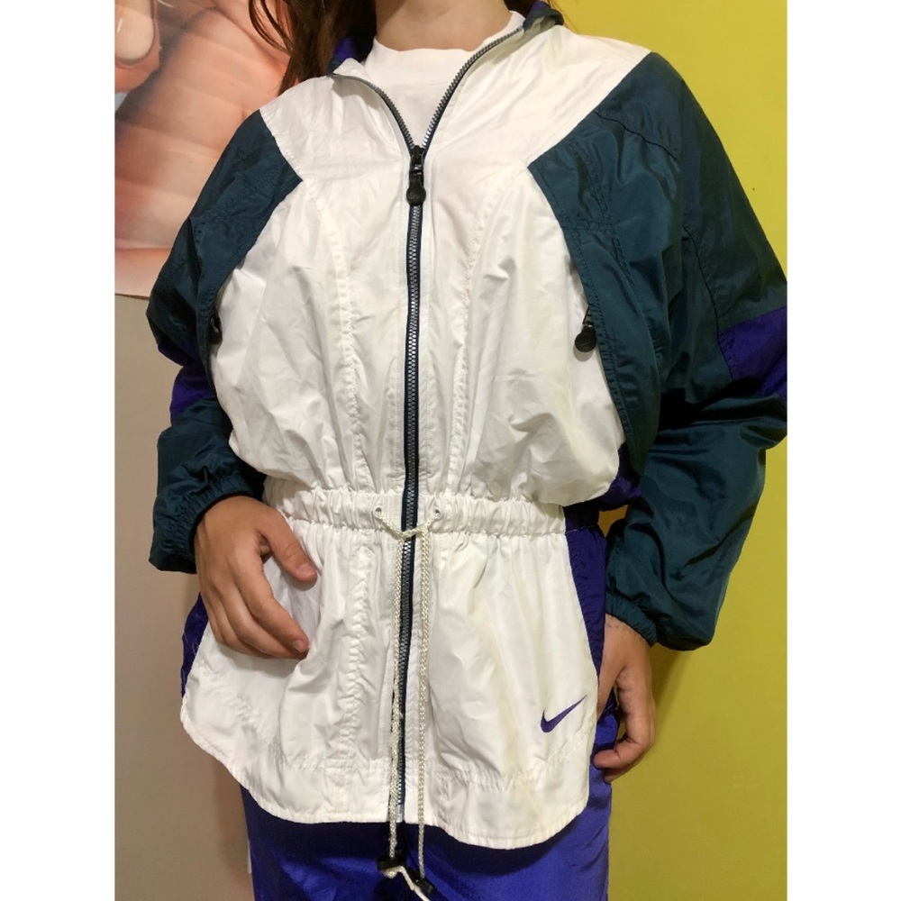 Nike Streetwear Windbreaker 90s Vintage
